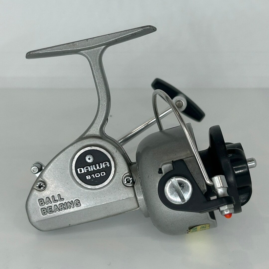 Vintage 1960s DAIWA 8100 - Etsy