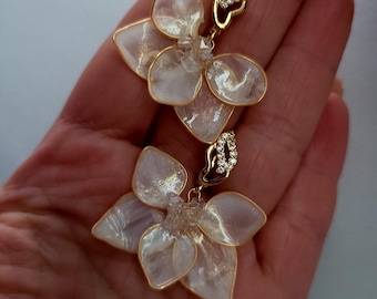Gold Flower Earrings Archidea Flower Earrings Gold Dangle Earrings Flower Pendant Earrings Airy Earrings Statement Wedding Earrings Wedding