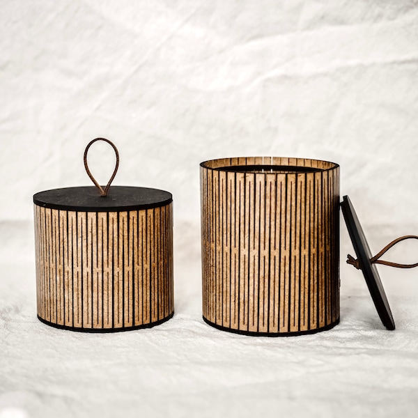 Runde Dose aus Holz | Box mit Deckel und Ledergriff | Streifen Design | Aufbewahrungsbox mit Deckel | Aufbewahrungsdose | Dekoration