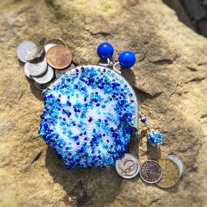 Blue crochet beaded coin purse. Seed bead purse. Jewellery case. Mini purse. ChapStick case. Best woman gift. Birthday gift. Handmade bag image 4