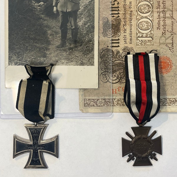 1914 Iron Cross [Marked Godet] , Post Card , Bank Note, The Honour Cross of the World War 1914/1918 [Marked] Lot # 1