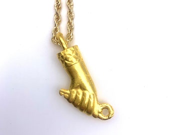 Hand Holding Key Talisman Necklace Vintage 90s Pendant Gold Tone Necklace on a New 18 inch Chain