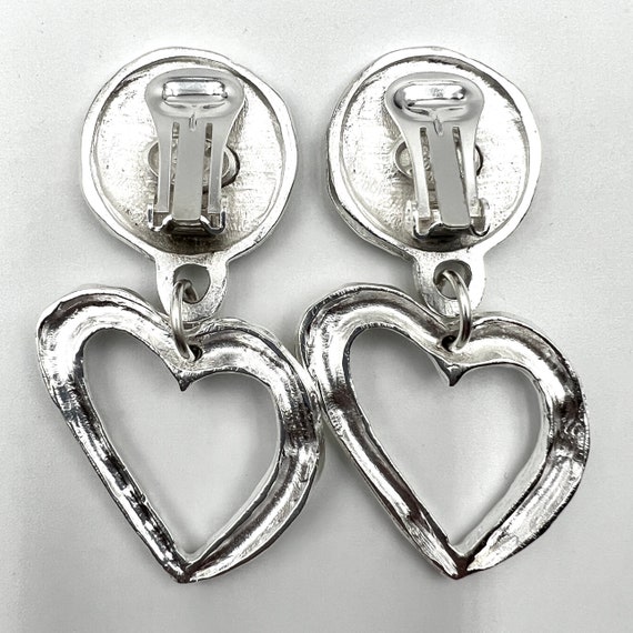 Heart Earrings Silver Tone Cast Metal Clip On  Sc… - image 2