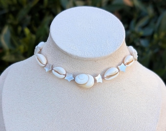 Cowrie Macrame Necklace, Shell Choker Handmade, Shiva Eye Jewelry