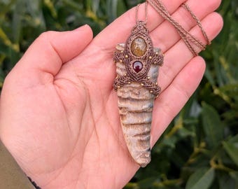 Macrame necklace goat horn with garnet and septarian, bone necklace made from genuine animal horn and gemstones