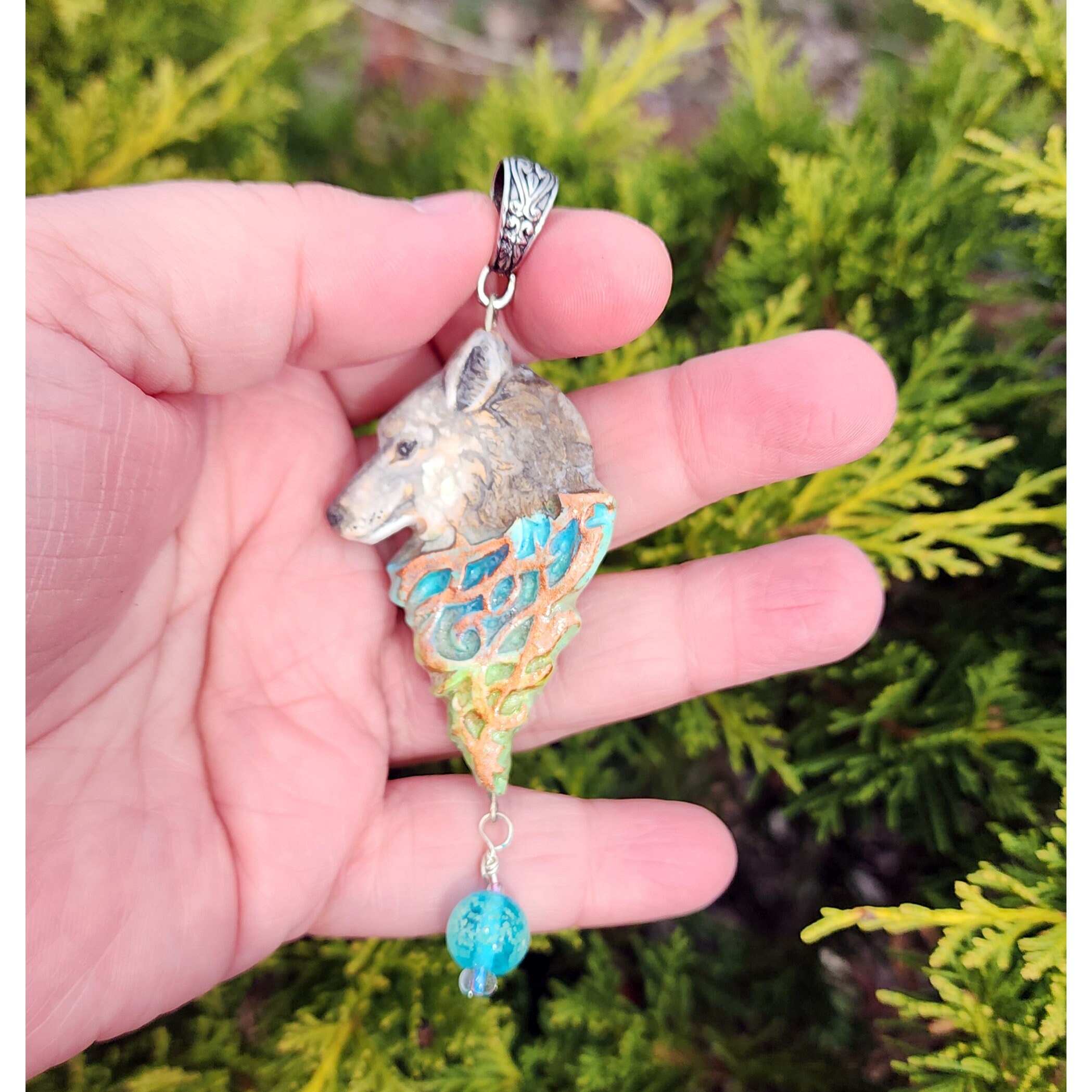Collar Cadena Colgante Con Dije Lobo Carmesí Piedra Blanca | Cuotas Sin Interés
