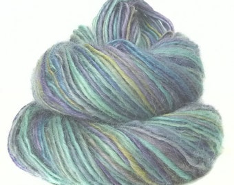 Handspun handdyed yarn Wensleydale wool