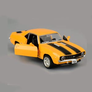 Yellow 1969 Camaro SS Chevrolet Diecast Model Car: 1/36 Collectible Muscle Car
