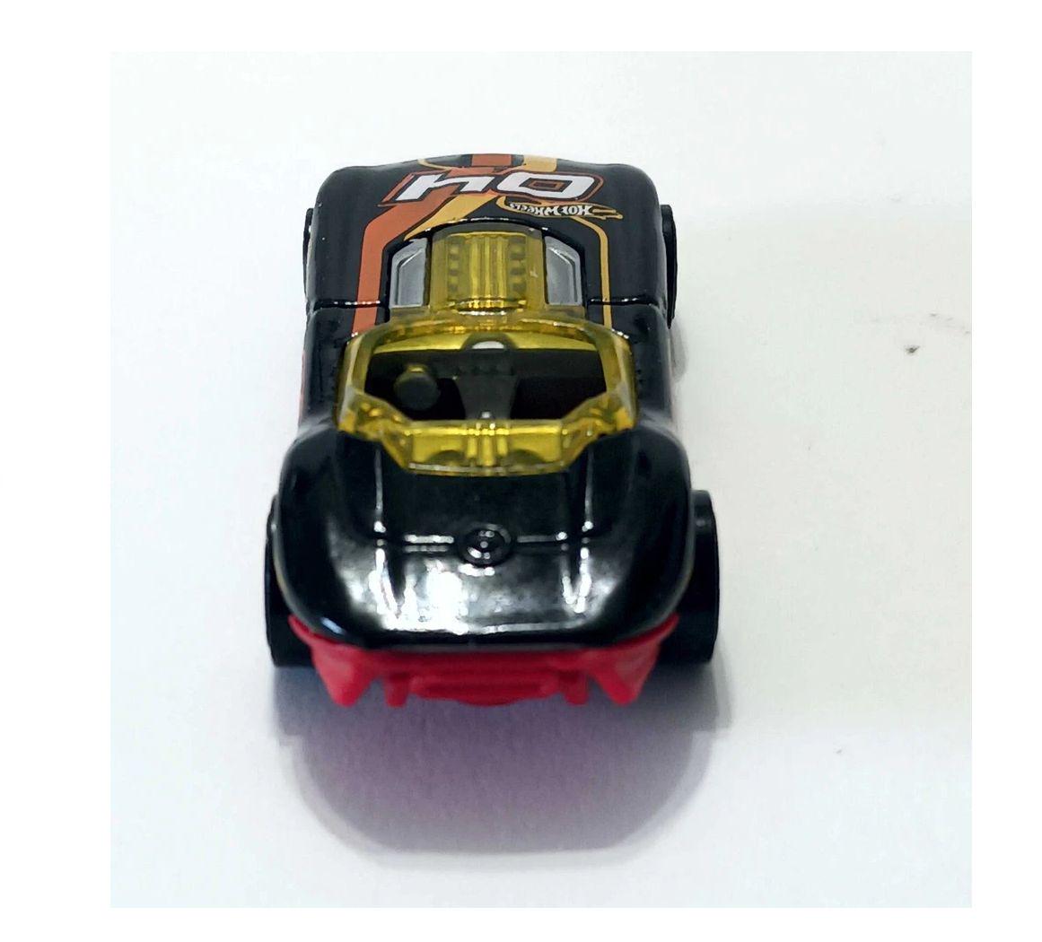 Hard to Find 2013 Mattel Hot Wheels Motorsport 1/64 Diecast 1186