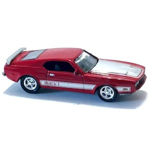 1997 Johnny Lightning 1:64 Scale 1973 Ford Mustang Mach 1 Red with side stripes No chips No playwear Near Mint