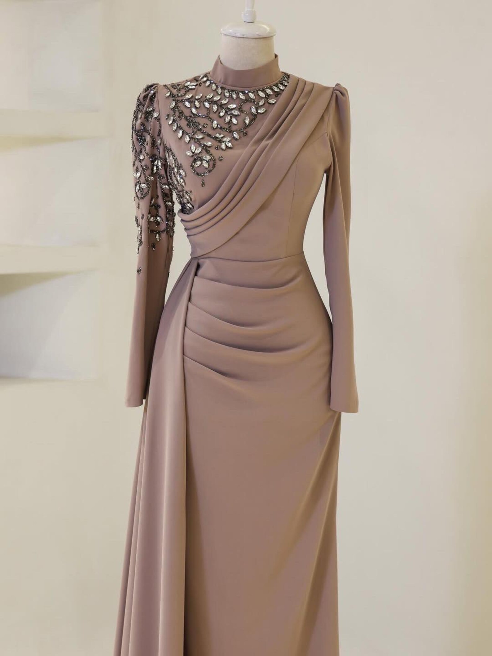 Luxury Couture Hijab Bridal Gown Designer Modest Style Wedding Dress Muslim