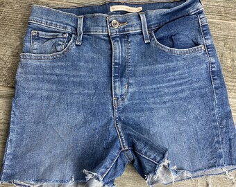 Levi’s Cut Off Jean Shorts. Levi’s 720 High-rise Super Skinny’s. Size 29