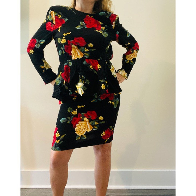 Vintage 80s 90s Floral Print Roses Romantic Peplum Long Sleeve Black Dress Size