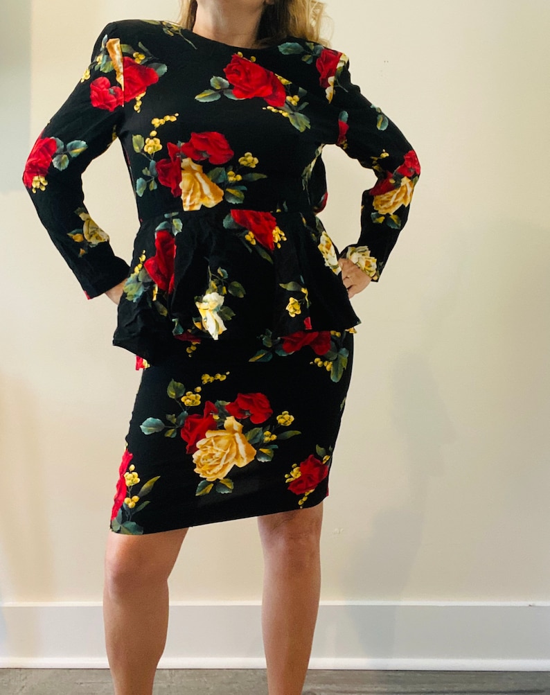 Vintage 80s 90s Floral Print Roses Romantic Peplum Long Sleeve Black Dress Size