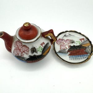 Japanese Miniature Teapot & Saucer – Hand-Painted Porcelain, Post-War Export Era (c. 1950s–60s)