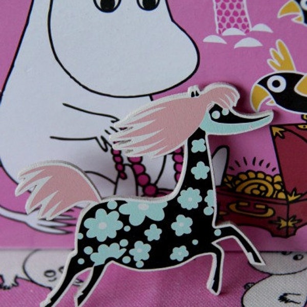 Last one! DESTOCK Primadonna's Horse Fridge MAGNET from the Moomin Tales, Finland