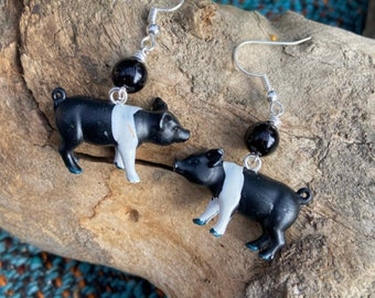 FHS Tiny Piglets Earrings in black and white