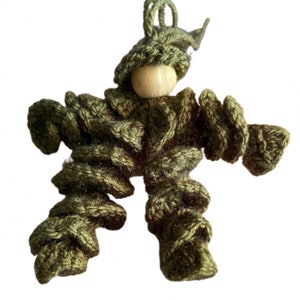 Wriggly Worm Soldier keyring The Longest Yarn image 4