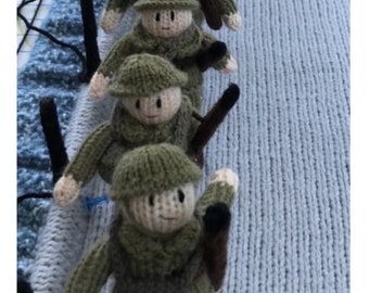 PDF PATTERN Knitted 5" soldier