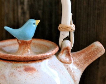 Custom-Made Birdie Teapot - Small Bird Teapot - 4 to 6 Weeks for Delivery- Wedding Gift - Spring Gift