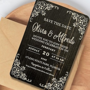 Invitación rústica de madera para guardar la fecha con sobre Kraft: tarjeta de boda personalizada para celebraciones rústicas, vintage o al aire libre