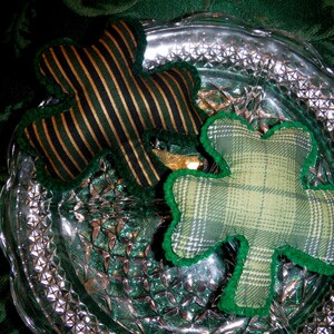 Set Of 3 Shamrocks St. Patrick's Day Felt Ornies Bowl Fillers Tucks image 3