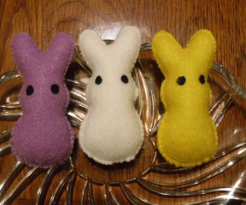 Set of 5 Felt Easter Bunny Peeps Primitive Bowl Fillers Farm House country Ornies image 3