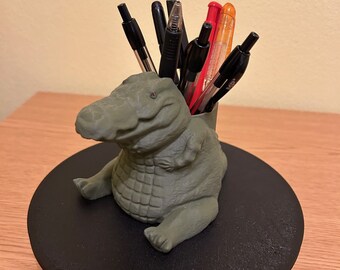 Chubby Crocodile Pen Holder | Croc Pencil Holder | Desk Tidy | Gift Ideas | Talking Point | 3d Printed Croc