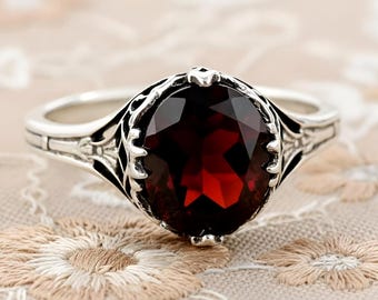 Dainty Natural Garnet 925 Sterling Silver Ring Victorian Inspired Filigree Solitaire 444