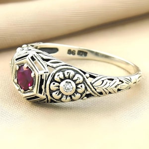 Art Deco Inspired Natural Ruby Ring 925 Sterling Silver Delicate Floral Filigree 936