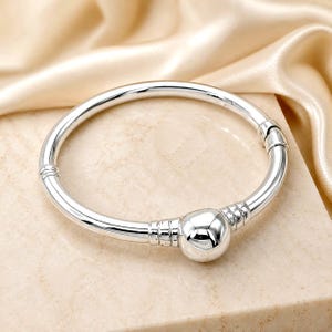 925 Sterling Silver Hollow Form 6.5" Cape Cod Bangle Bracelet Lightweight Coastal Jewelry 1540