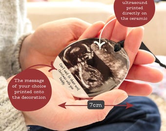 Personalised Baby Ultrasound Decoration – Ceramic Round Keepsake with Scan Photo & Message, Pregnancy Gift Ornament, From bump FREE UK Post