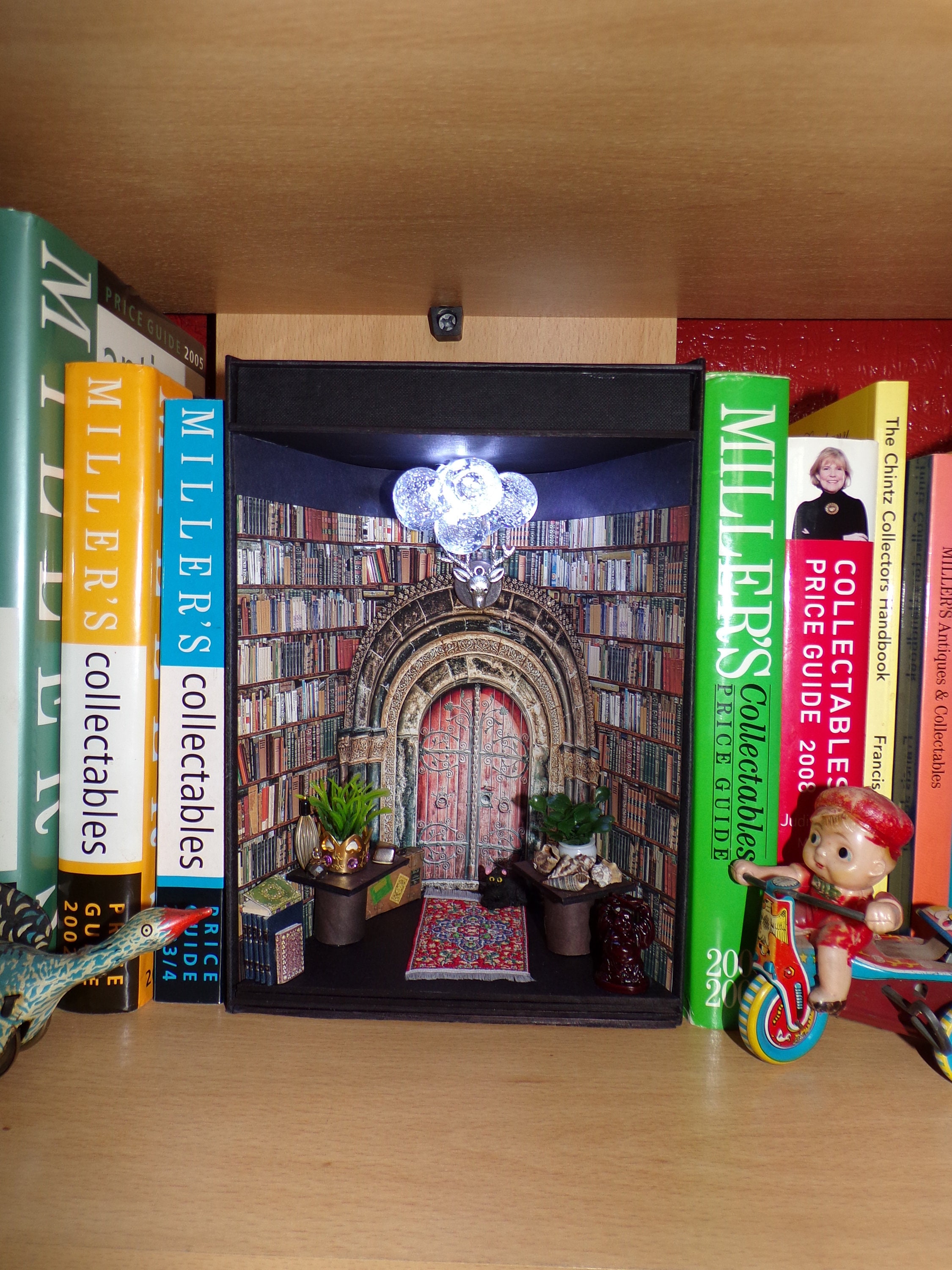 Bookshelf art. Book Nook Diorama Bookshelf insert. Booknook Etsy