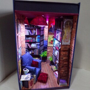 Book Nook/ Diorama Harry Potter mirror Scene Book Nook Kit Book Shelf  Insert 