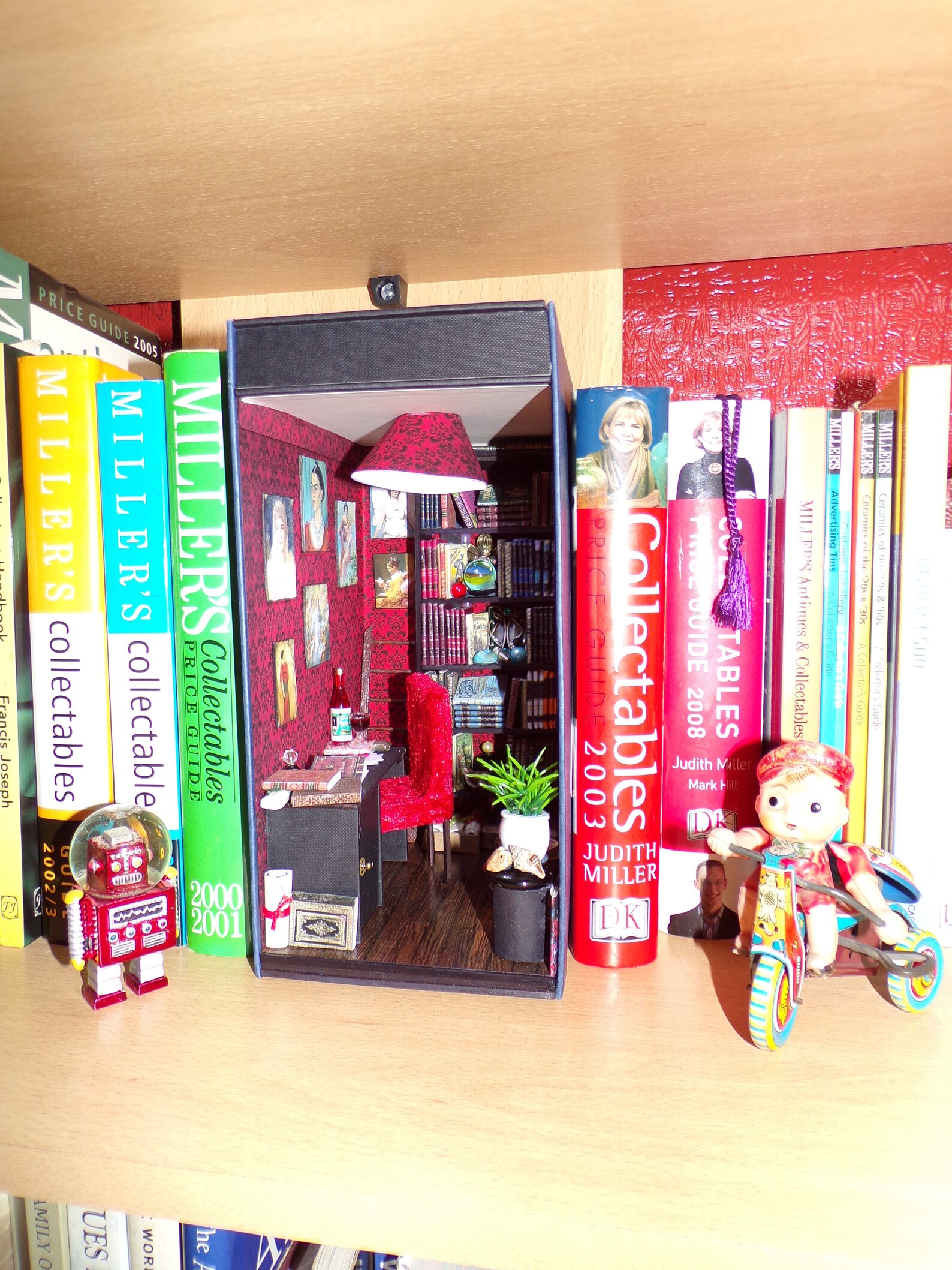 Booknook Book Nook Diorama New Home Gift Miniature Room Etsy UK