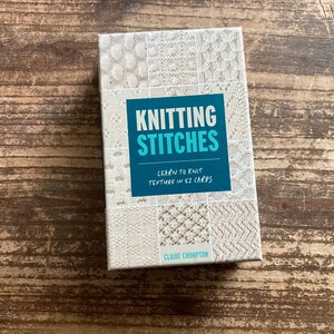 Knitting Stitches, Learn to Knit Textures in 52 Cards Card Deck Claire Crompton