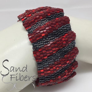 Romantic Corrugations Peyote Cuff A Sand Fibers For Personal/Commercial Use PDF Pattern image 5