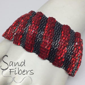 Romantic Corrugations Peyote Cuff A Sand Fibers For Personal/Commercial Use PDF Pattern image 2