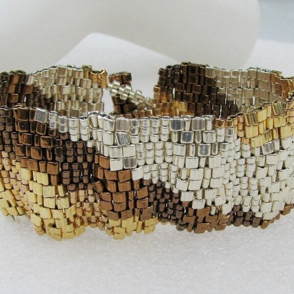 Corrugated Mixed Metals Color Ribbon Peyote Cuff (2531) - A Sand Fibers Made-to-Order Creation