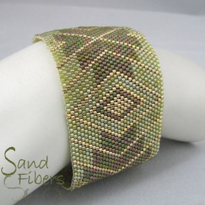 Peyote Pattern Verdant Enchantment Peyote Cuff / Bracelet A Sand Fibers For Personal/Commercial Use PDF Pattern image 3