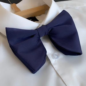 Navy blue Oversized Bow Tie / Bow Tie For Wedding / Groomsmen Bow Ties / Navy blue Big Satin Bow Tie