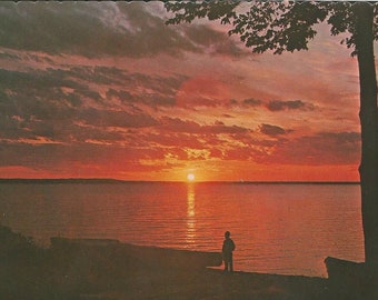 Beach Sunset Topical Scenic Holiday View Romantic Summer Fun Koppel Color Card Vintage 1960s Postcard Photochrome Era Postally Unused