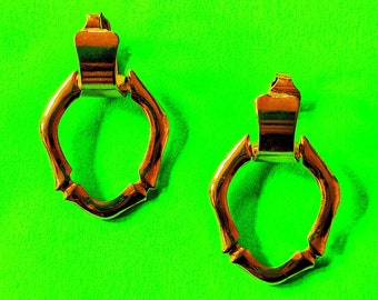 Vintage 1980s Doorknocker Stylized Gold Hoop Retro Kitsch Valley Girl Totally Tubular Clip On Style Back Earrings