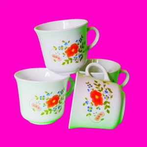 Corelle Corningware Spring Bouquet Wildflowers Centura Ovenware Coffee Tea Cups Orange Blossoms Kitschy Kitchen Vintage 1970s Set of Four