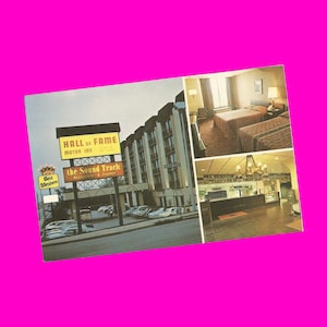 Postal vintage de Tennessee de los años 70, Salón de la fama de Nashville, Best Western Plus Music Row Soundtrack Lounge, tarjeta fotocromática de la época, sin usar postalmente