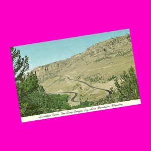 Cartolina d'epoca del Wyoming degli anni '70, Ten Sleep Canyon, Horseshoe Curve Highway, viaggio su strada, divertimento estivo, vista degli Stati Uniti, fotocromia, inutilizzata per posta