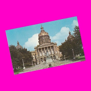 Iowa carte postale vintage des années 1950 Des Moines State Capitol Building Architecture gouvernement vue frontale photochrome époque non utilisé