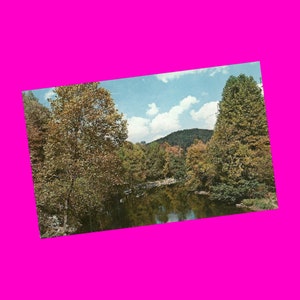 Tennessee vintage jaren 80 ansichtkaart Townsend Little Pigeon River Great Smoky Mountains National Park Verenigde Staten Meekleurend, post ongebruikt
