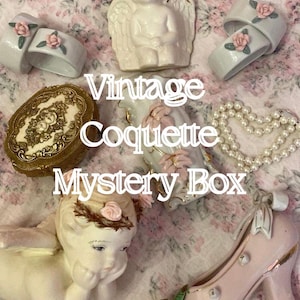 Caja misteriosa Vintage Coquette • Adornos y accesorios femeninos • Adornos rosas y blancos • Decoración GrandmaCore