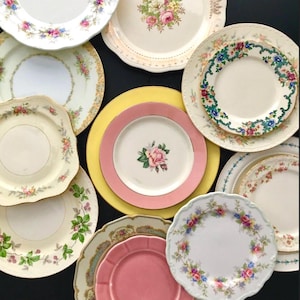 Mismatched China Plates • Mix and Match Vintage china • Alice in Wonderland • Wedding decor • Tea Party